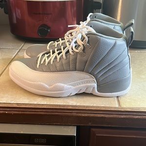 Jordan 12 Stealth for sale worn once size 9.5
